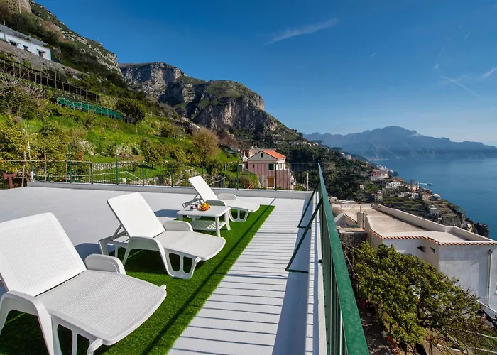 Appartement Casa Famuli, 200 Stairs From The Road By Wonder Tour