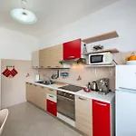 Apartamento Casa Famuli, 200 Stairs From The Road By Wonder Tour *