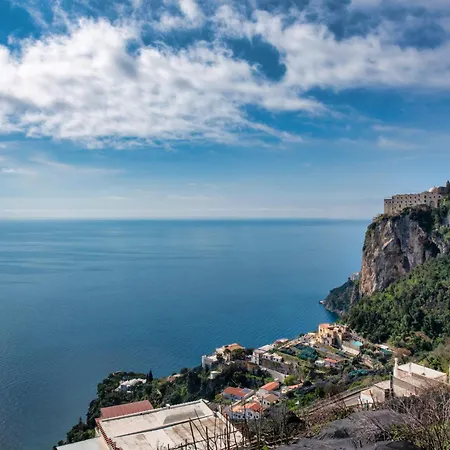 Casa Famuli, 200 Stairs From The Road By Wonder Tour アパート *