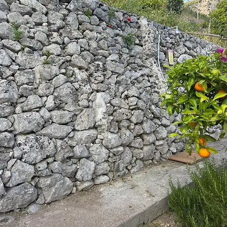 Casa Famuli, 200 Stairs From The Road By Wonder Tour Amalfi