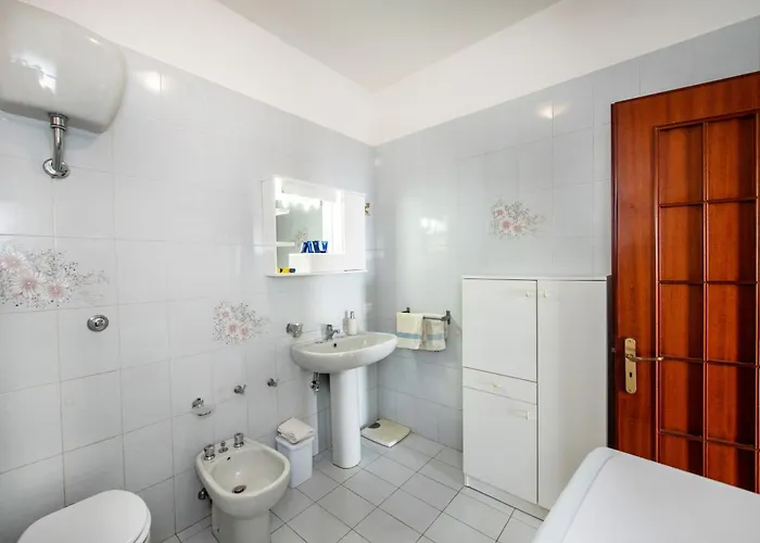 Casa Famuli, 200 Stairs From The Road By Wonder Tour Амальфі