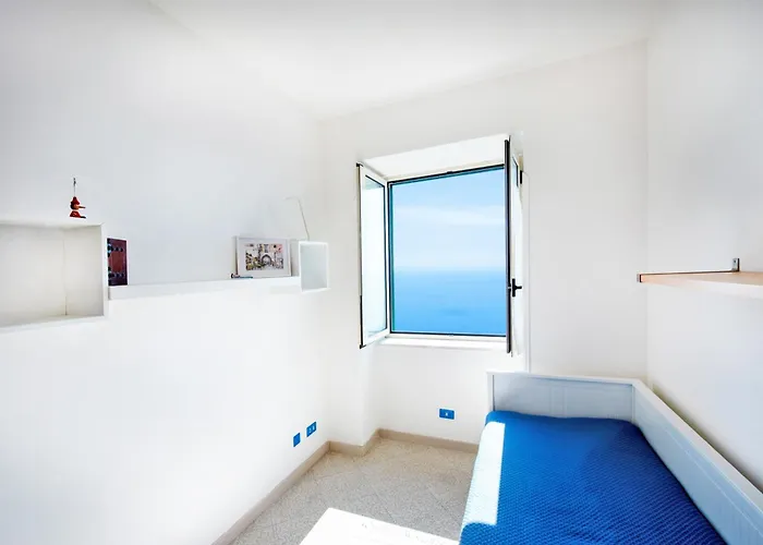 Casa Famuli, 200 Stairs From The Road By Wonder Tour